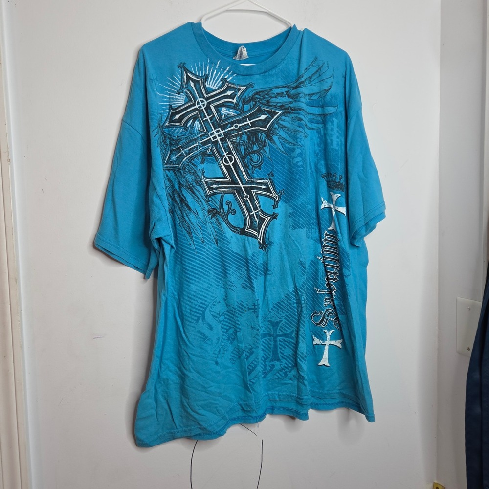 Gildan Mens 2XL Turquoise Blue Gothic Cross Wing Graphic Tee Y2K Streetwear